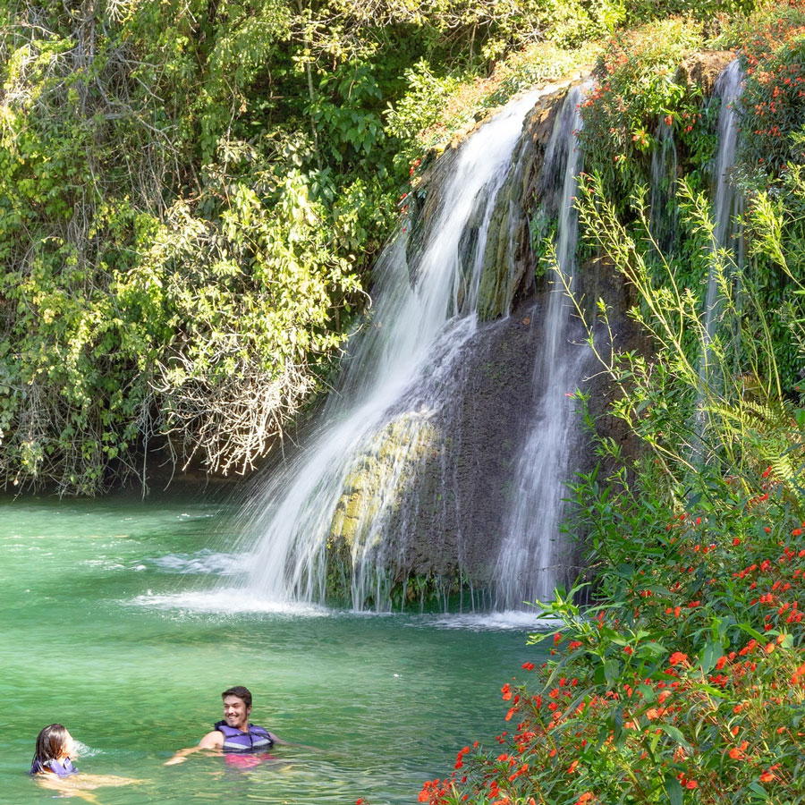 Estância-Mimosa_Bonito-MS_cachoeiras_foto-Daniel-De-Granville